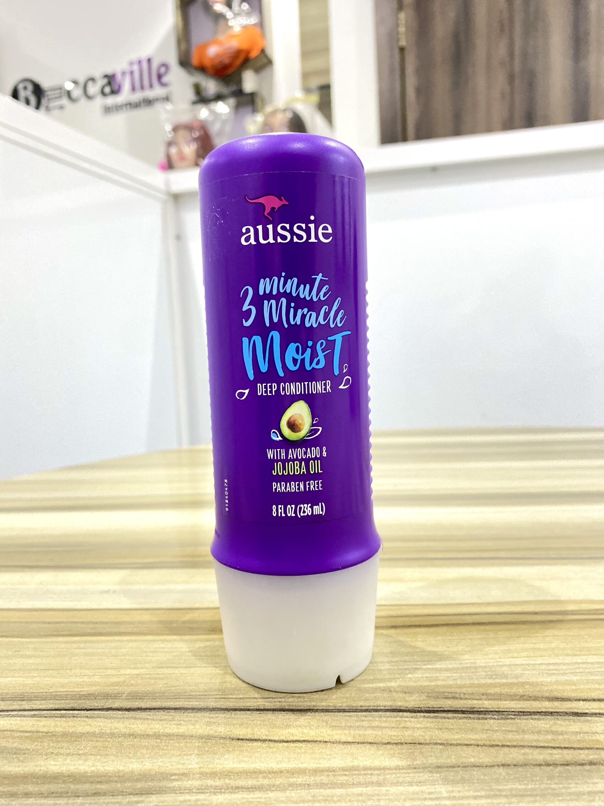 Aussie 3 minute miracle moist deep conditioner Beccaville International
